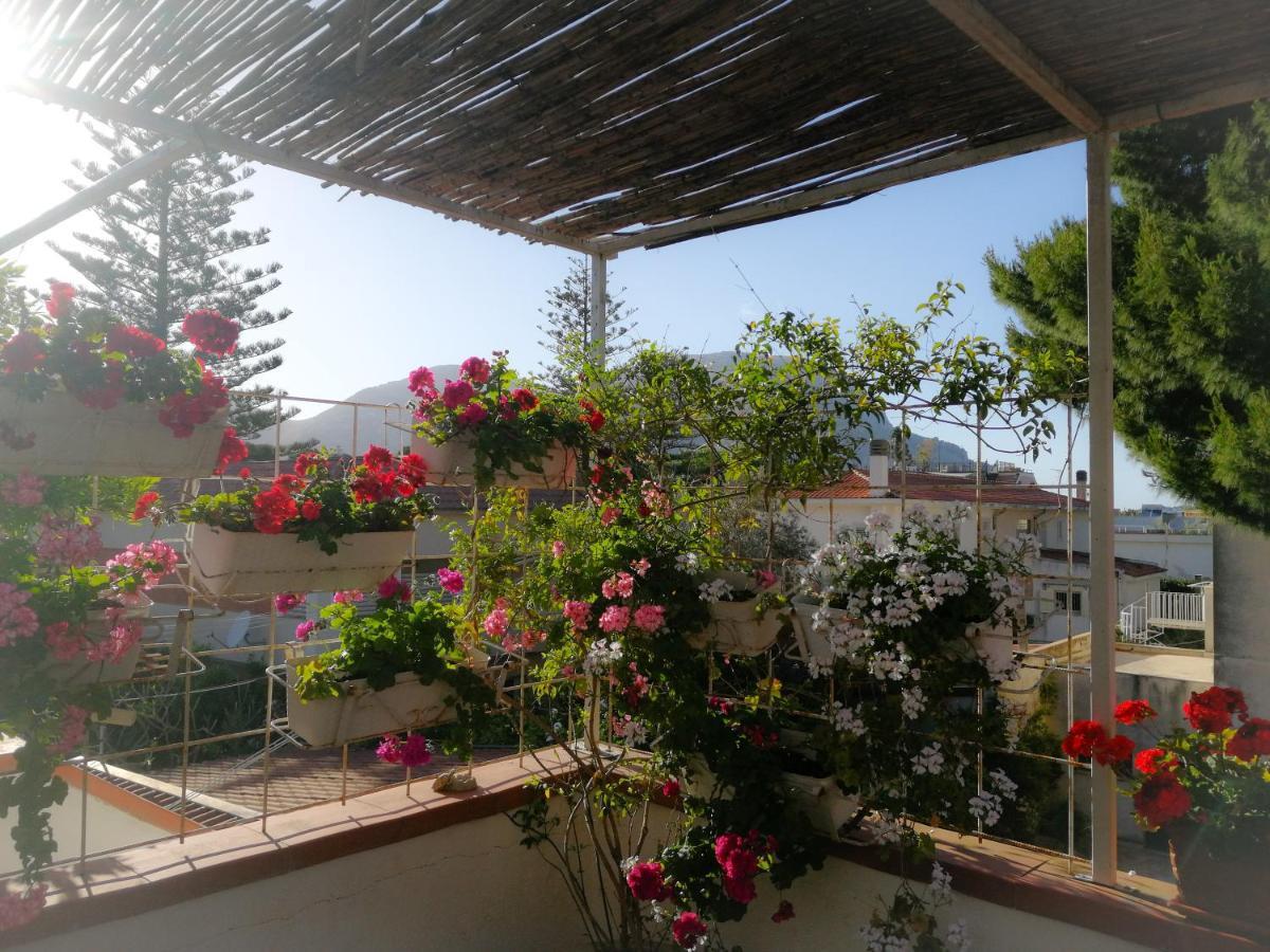 La Stanza Di Angi A Mondello Hotell Palermo Eksteriør bilde